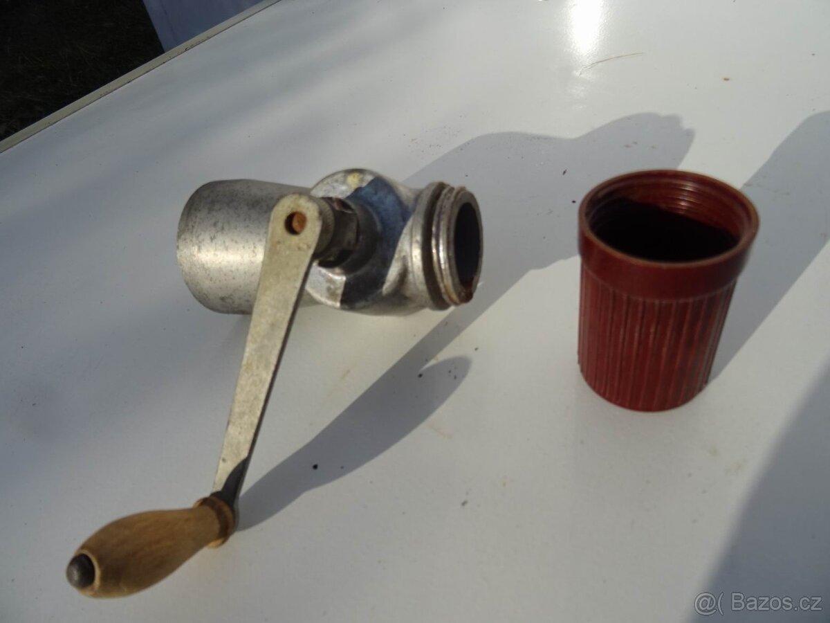 Mlýnky na kafe a další drobnosti . - 3