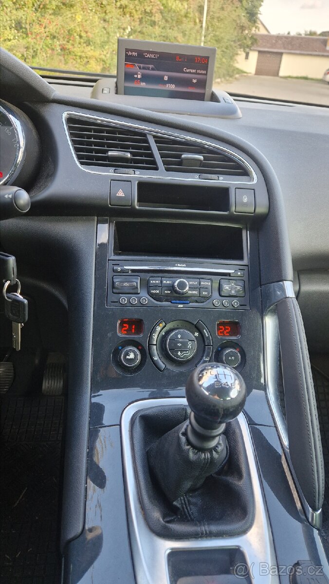 Peugeot 3008 | Nová STK, 1. Majitel, 120tis nájezd - 3