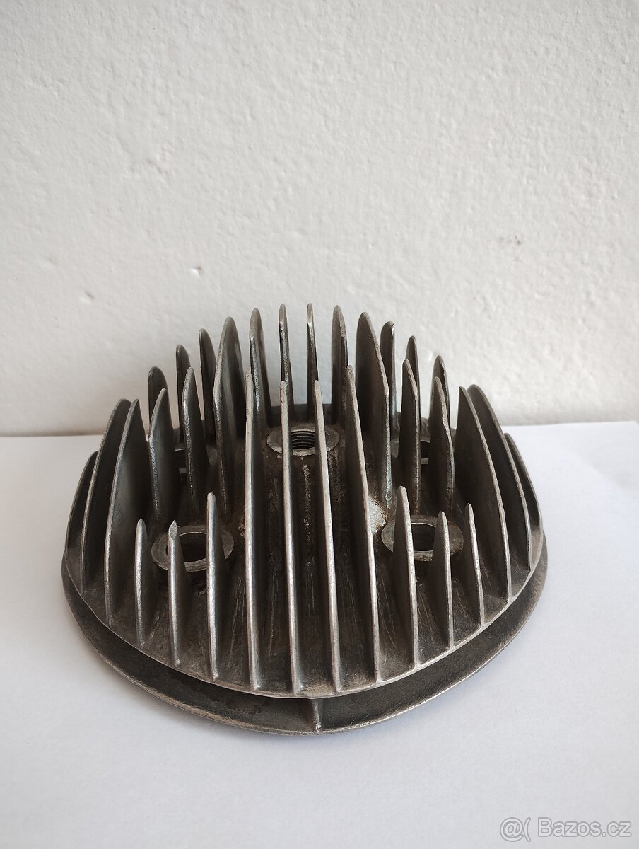 Prodám hlavu jawa pérák 250 typ 11 zbrojovka komunista - 3