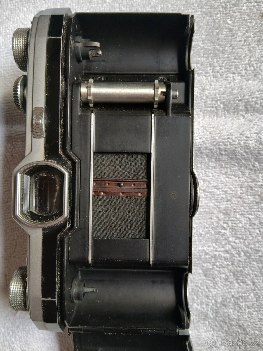 Fotoaparát Pentacon . - 3