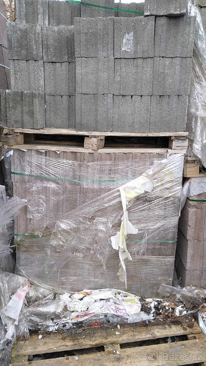 Tvárnice Liapor - 3