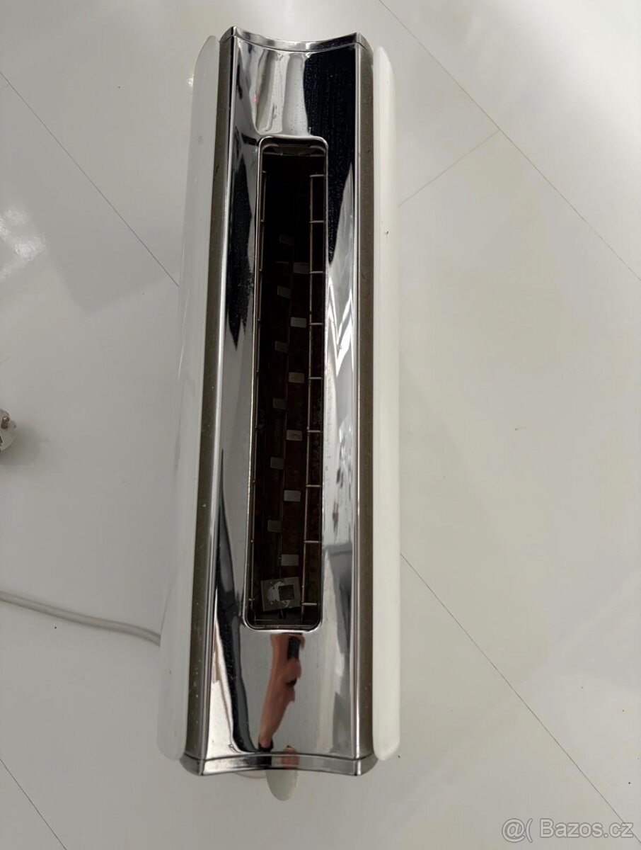 Topinkovač Russell Hobbs - 3