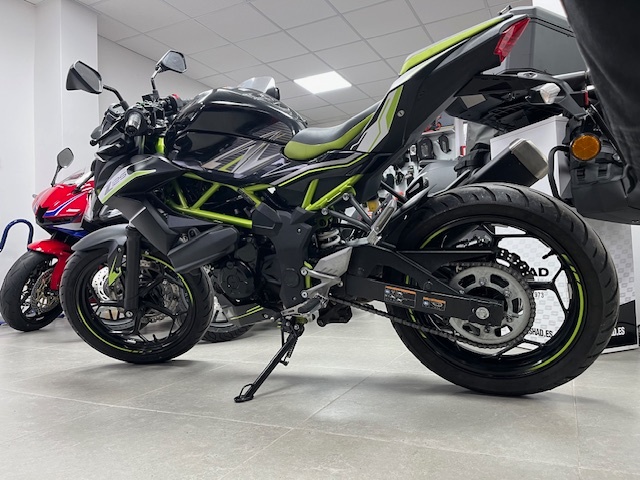 KAWASAKI Z 125 - 3