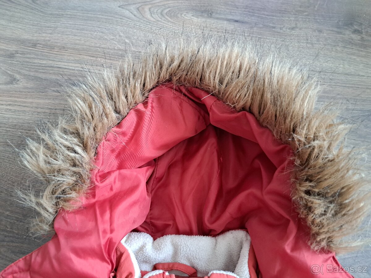 Zateplená vesta Reserved, vel. 104 - 3