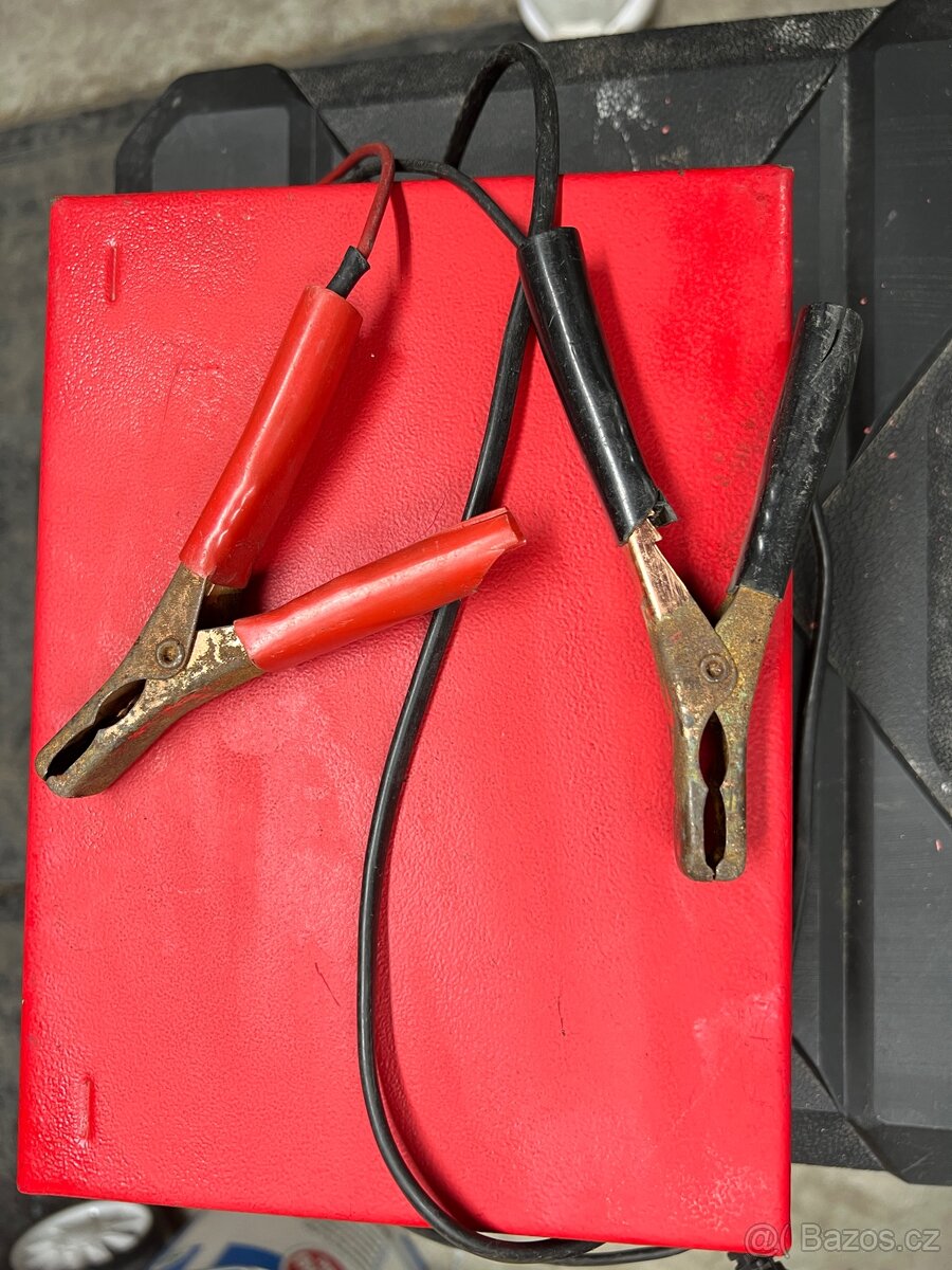 Nabíječka autobaterií 12V 6 Amp.ABSAAR - 3