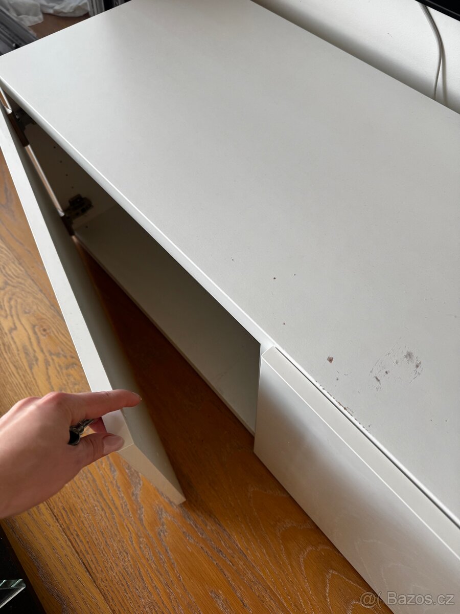 TV stolek - IKEA - 3