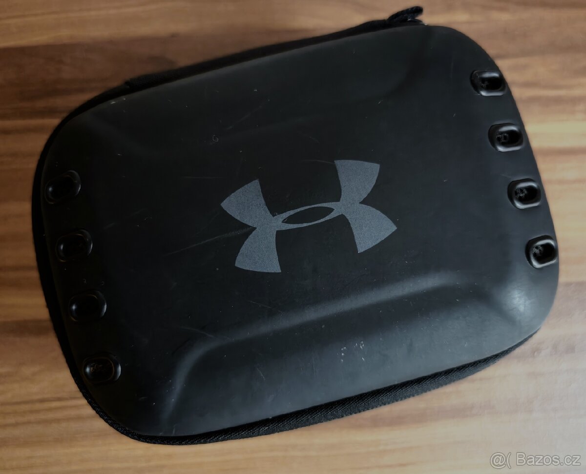 JBL Under Armour Sport Train sluchátka - černá - 3