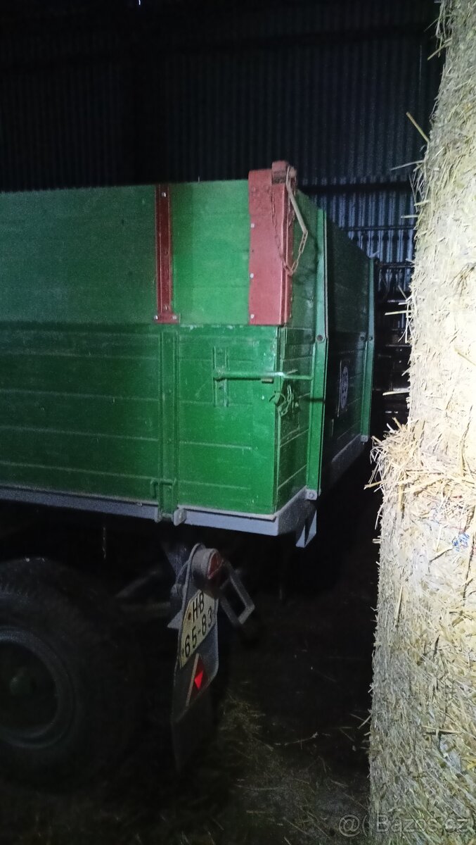 Traktorový přívěs - 3
