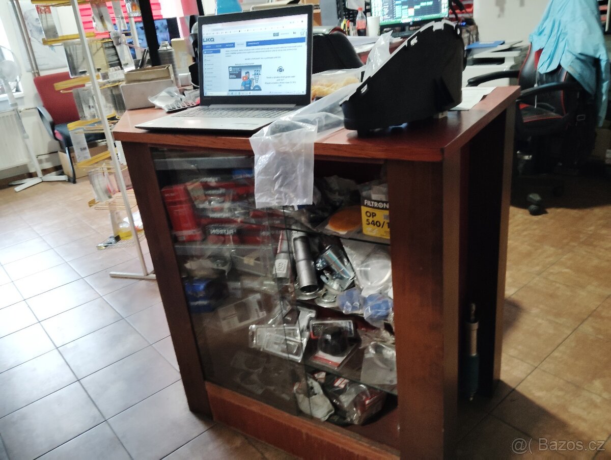 Pult do prodejny - 3