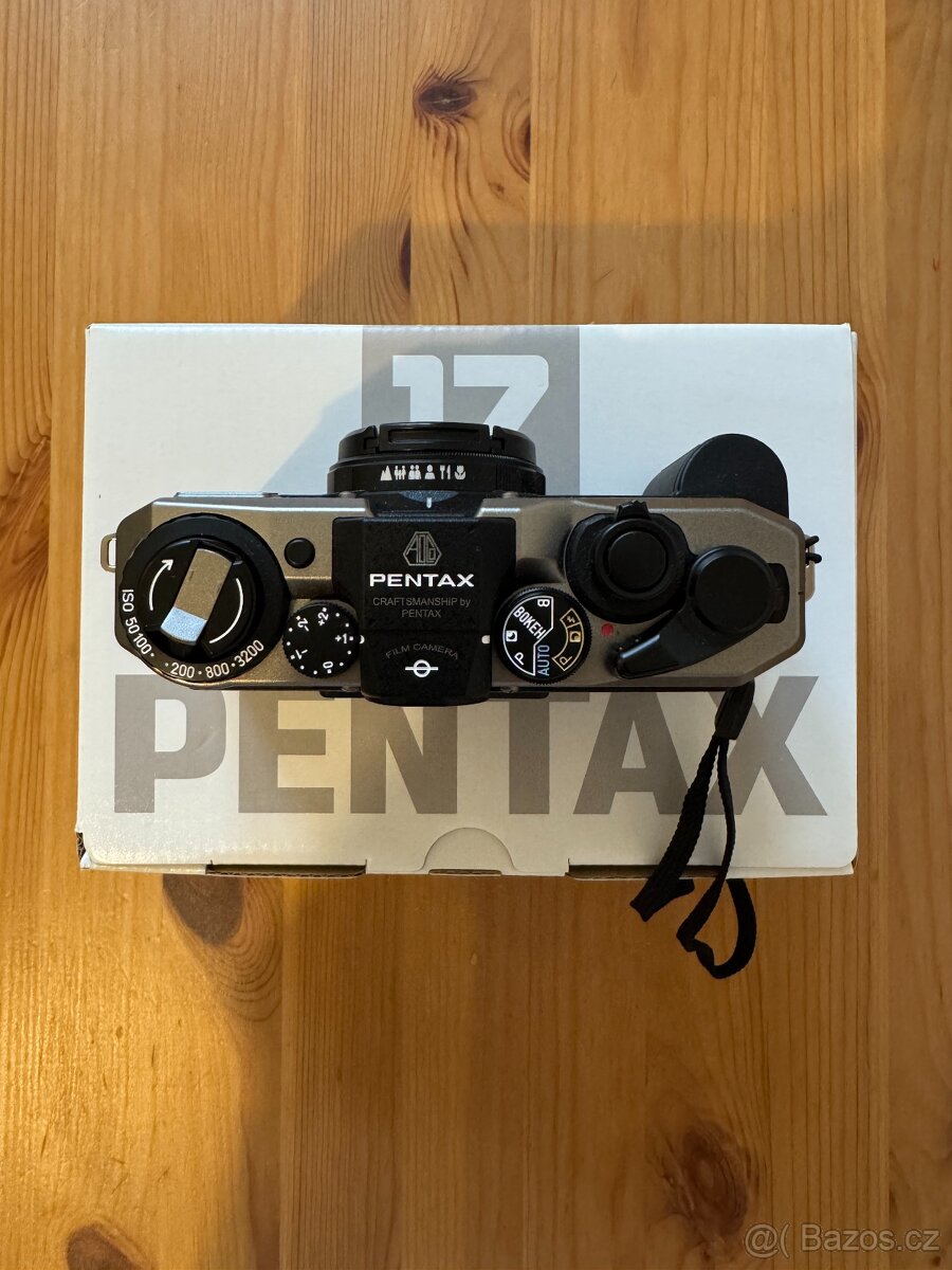 Pentax 17 - 3