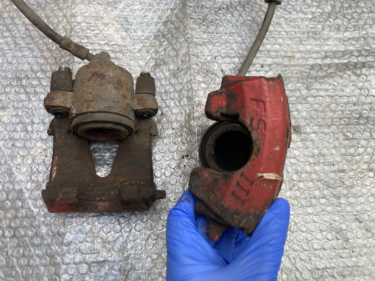 Přední brzdové třmeny Seat Leon 1m - 3