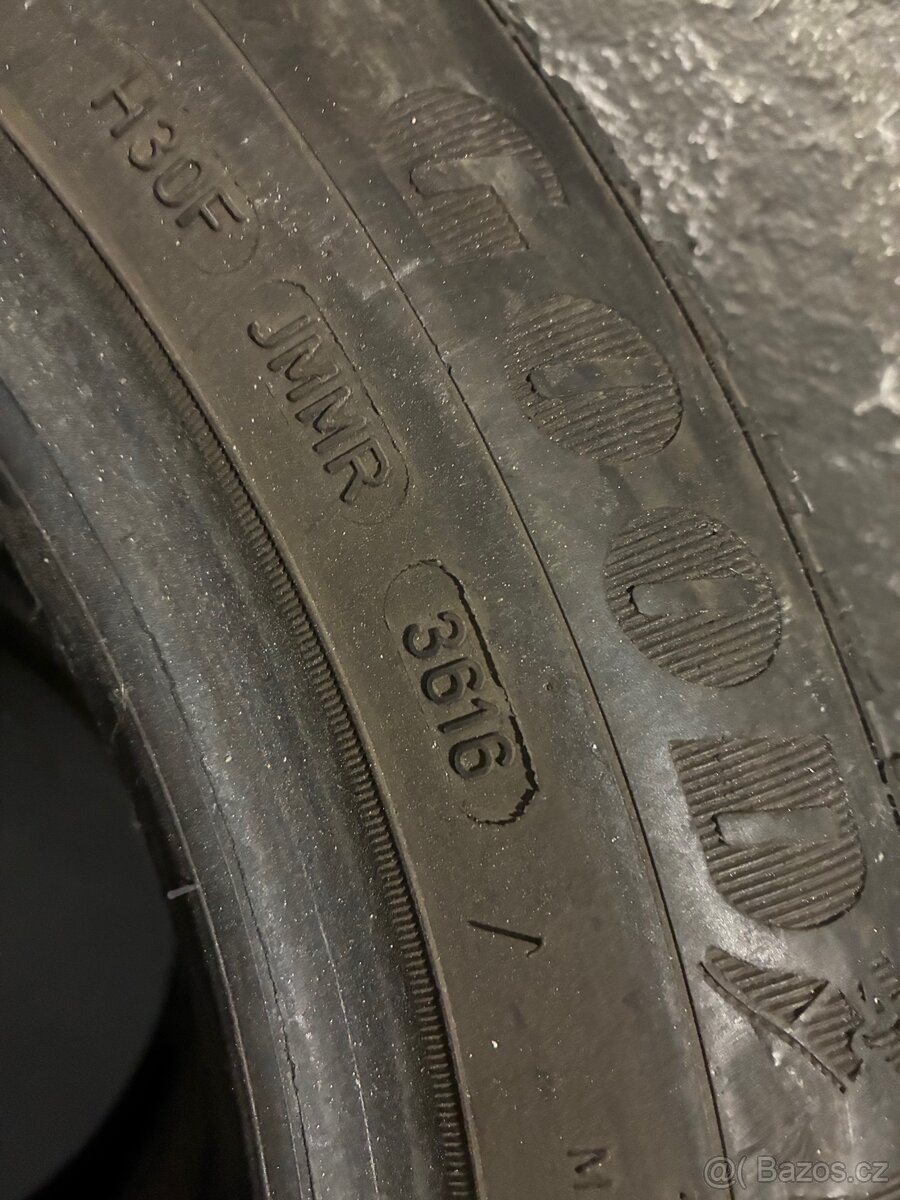 Pneu 205/55 r16 - 3