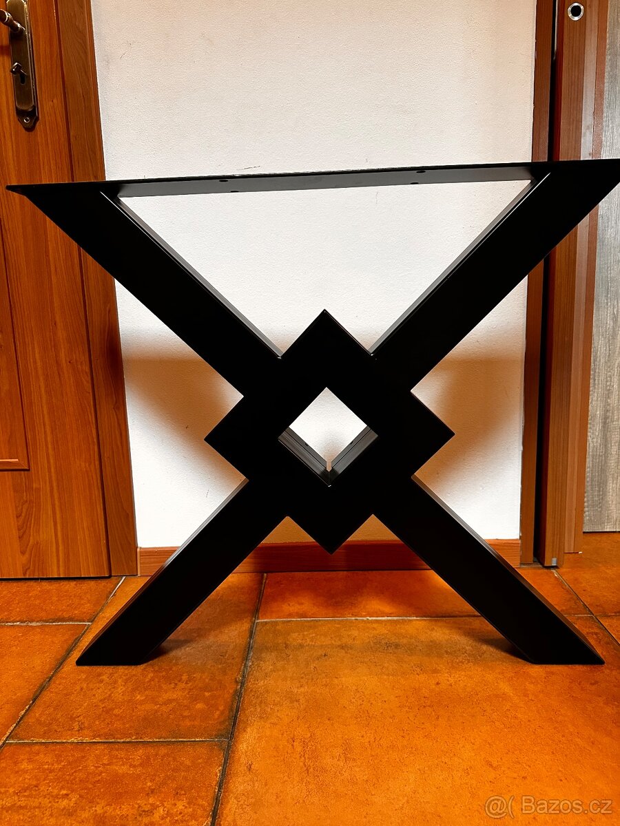 Kovové podnože - 3