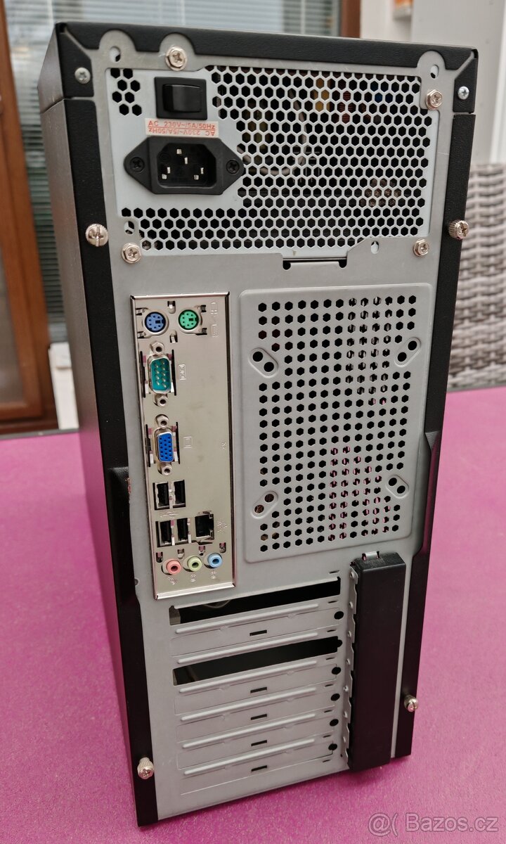 PC Stolní počítač - 3