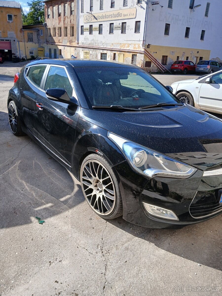 Hyundai Veloster 1.6.GDi - 3