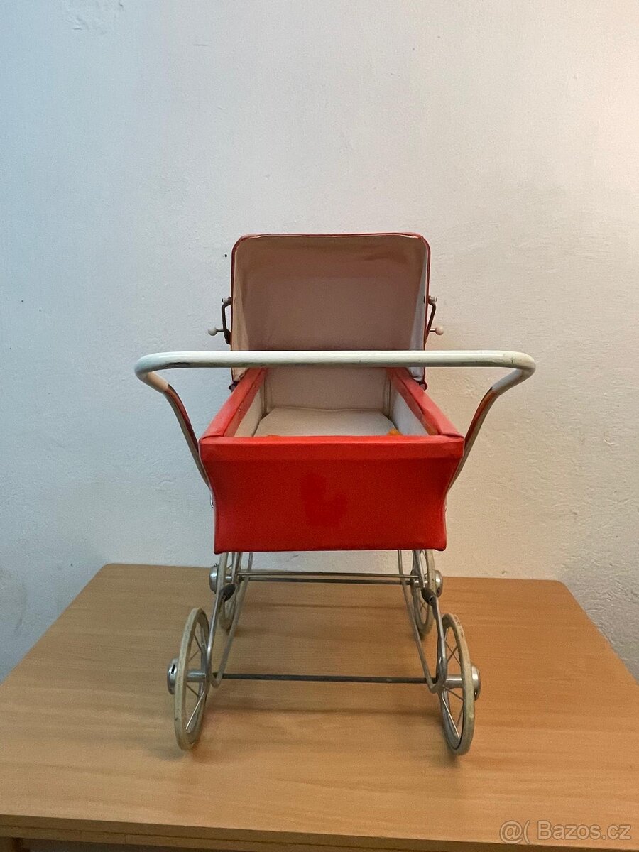 Kočárek pro panenky - 3