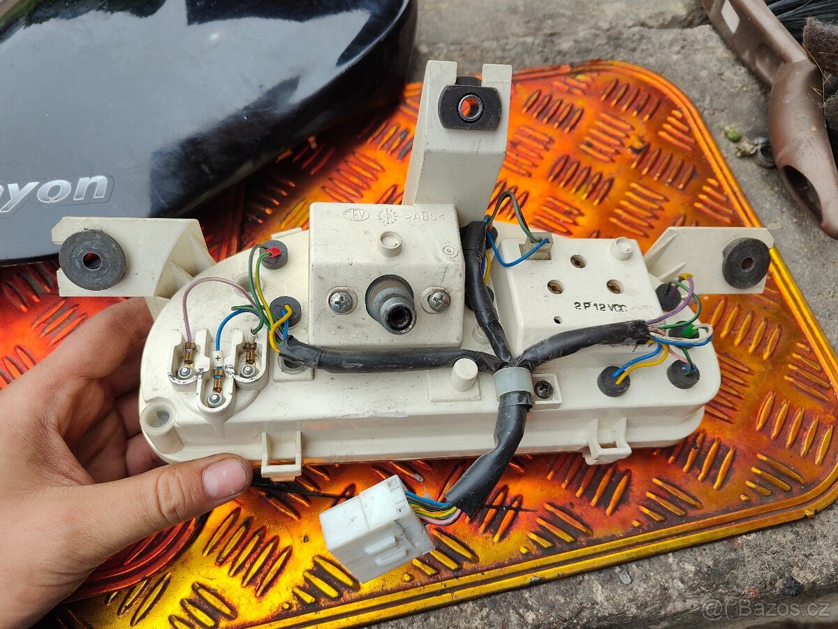 Cagiva Canyon 500 / 600 - plasty - díly - 3