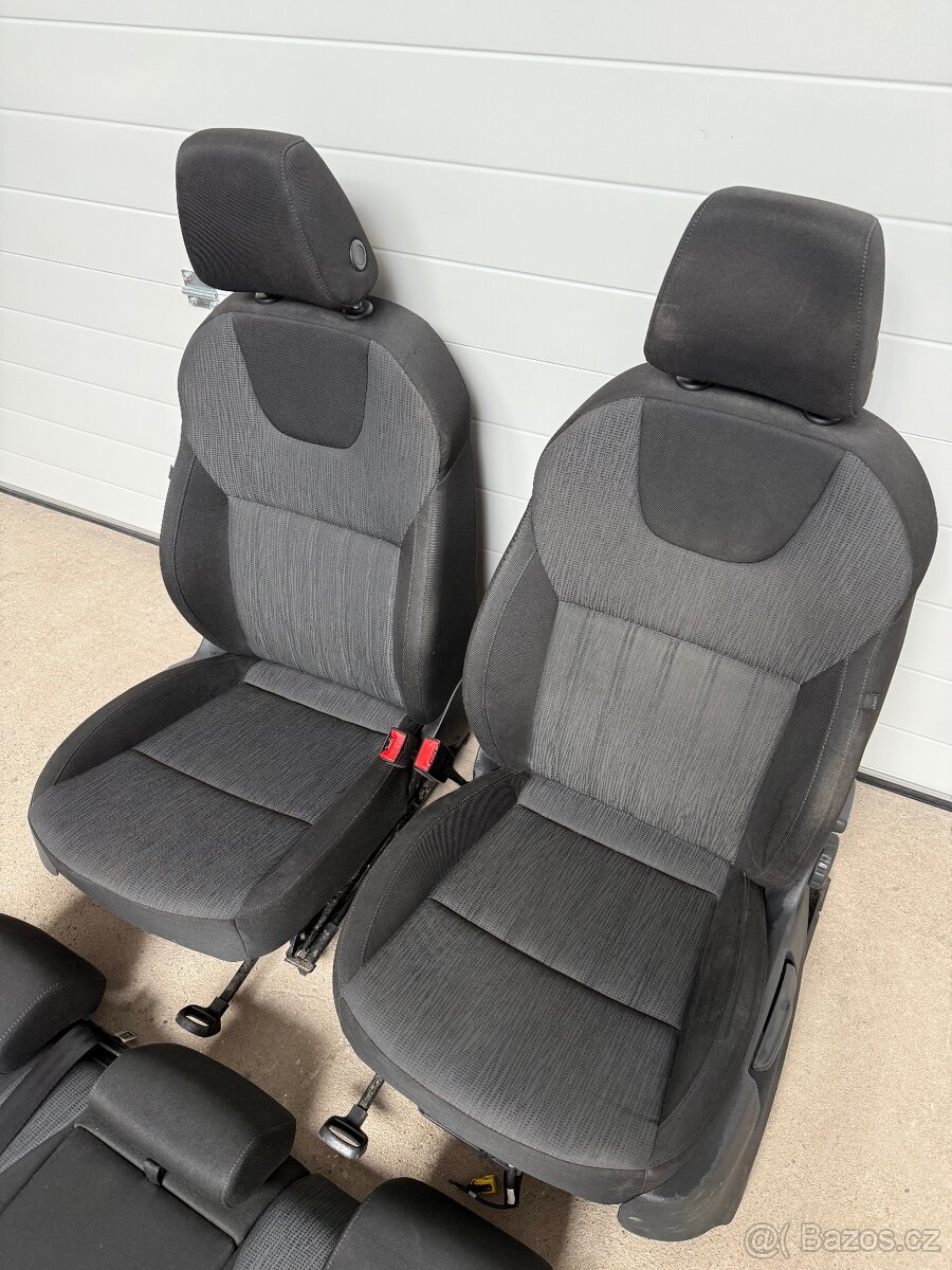 Sedačky Octavia 3 AIRBAG + VÝHŘEV - 3