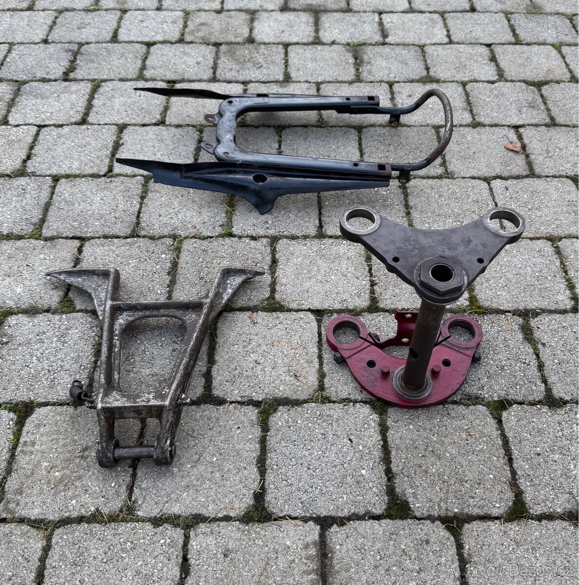 CZ 125 175 250 kyvacka - dily - 3