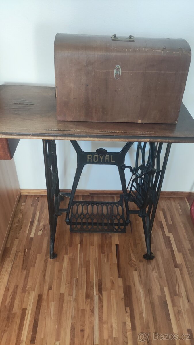 Šicí stroj Royal - 3