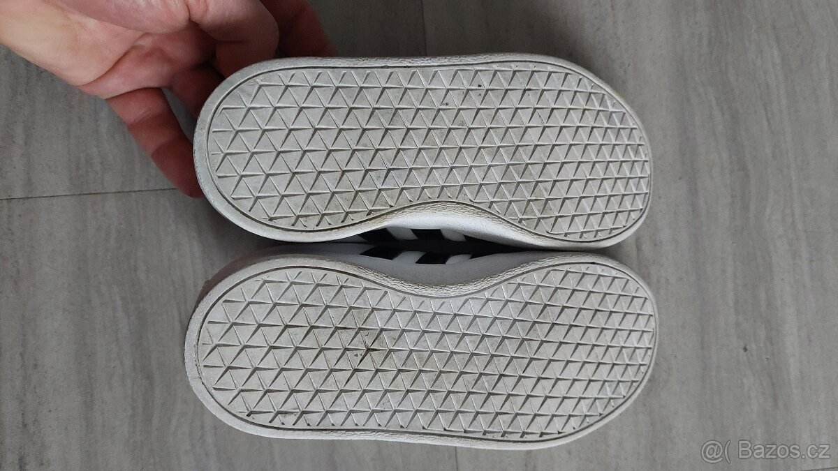 Dětské boty Adidas Vel.30 , UK 11 1/2 - 3