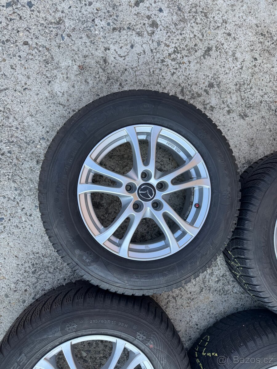 Alu kola se zimní pneu 5x114,3 , 215/65R16 - 3