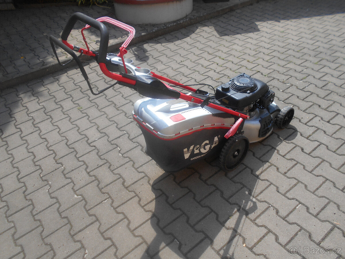 VEGA PRODÁM SEKAČKU - 3