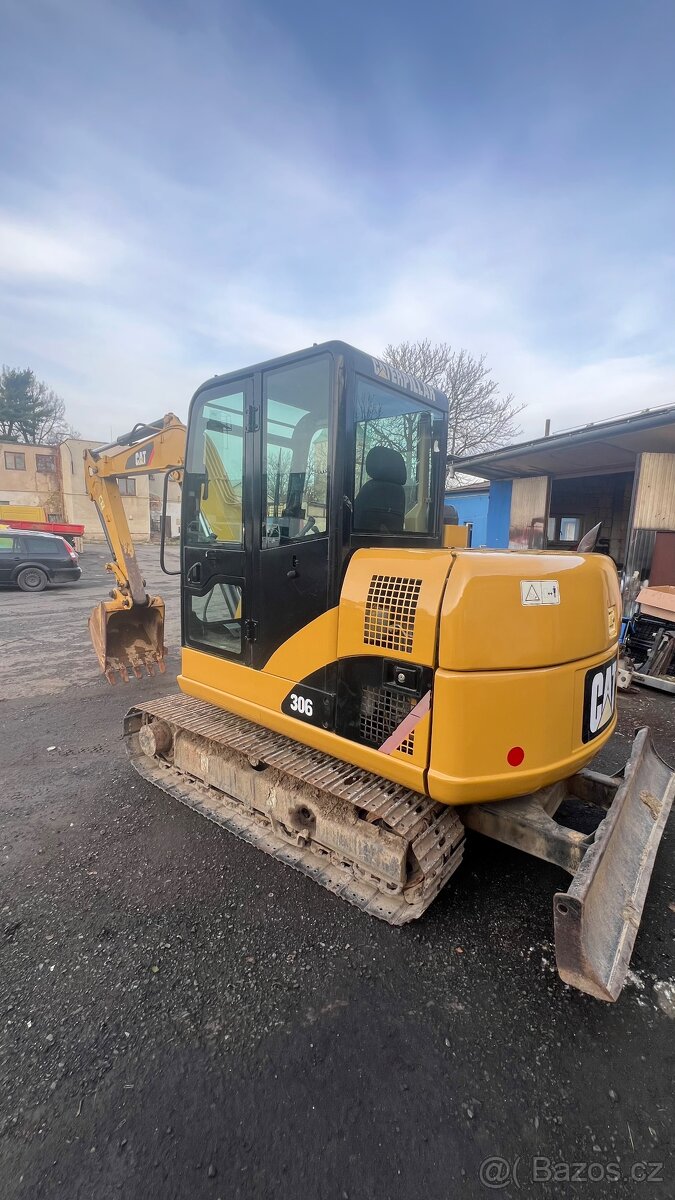 MINIBAGR CATERPILLAR 306 - 3