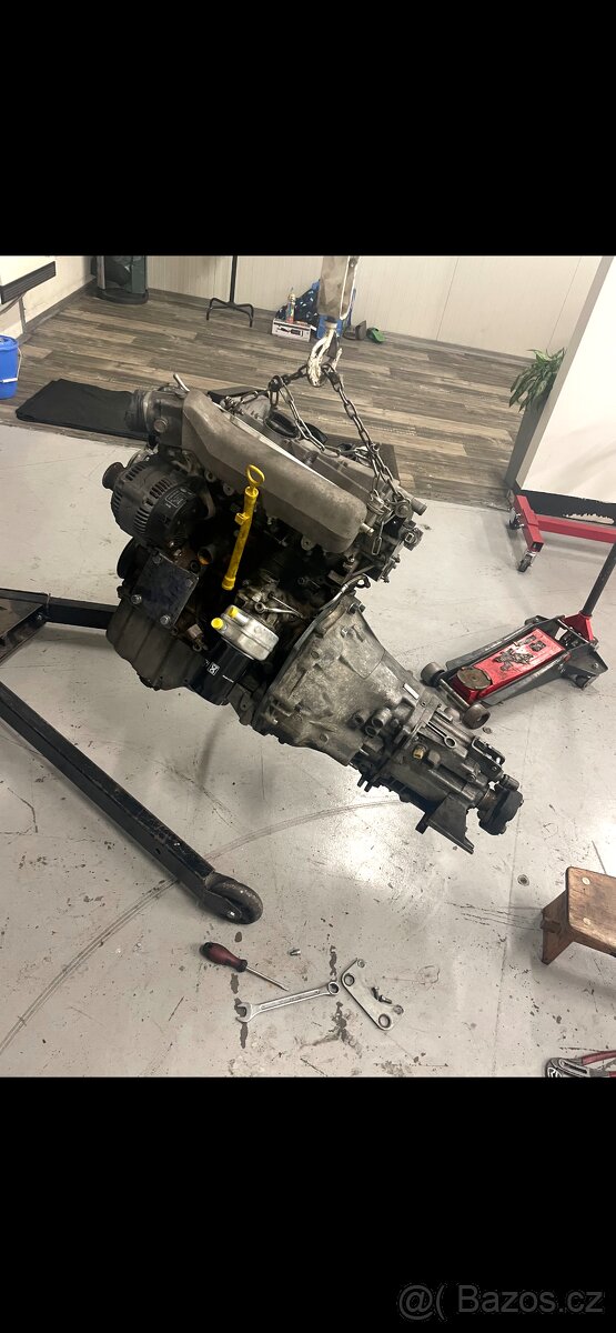 Prodam motor 1.8t auq - 3