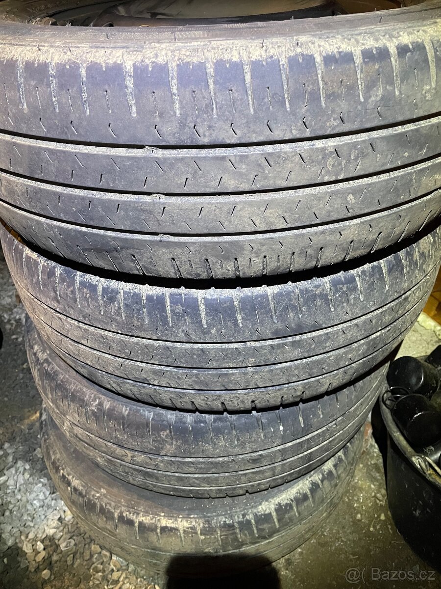 Kola Renault Trafic - 3