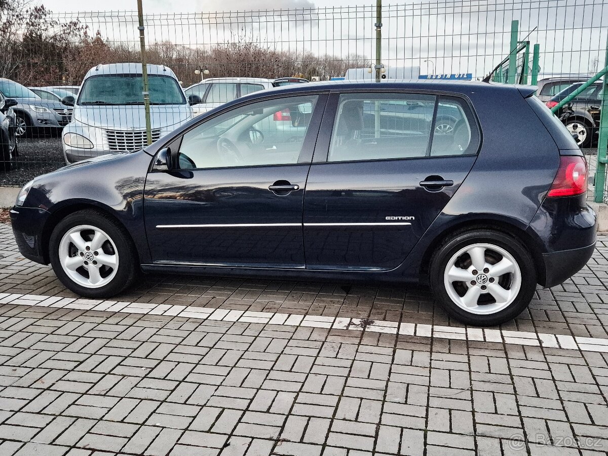 Volkswagen Golf V - 3