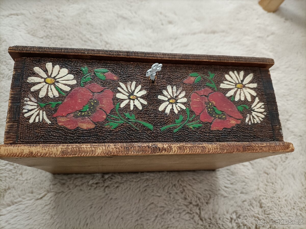 Truhlice, dřevěná truhla, krabička - 3