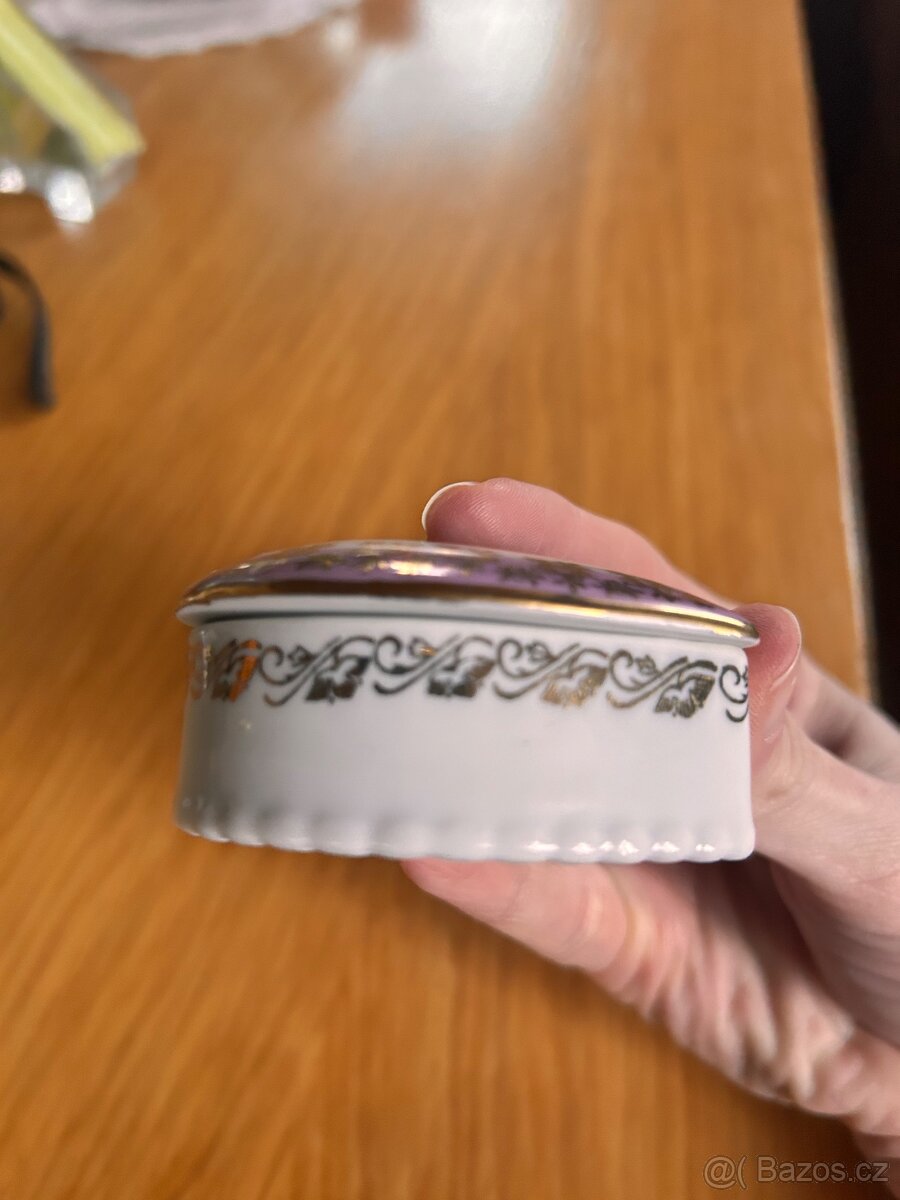 Starožitná dózička srdíčko Made in GDR - 3