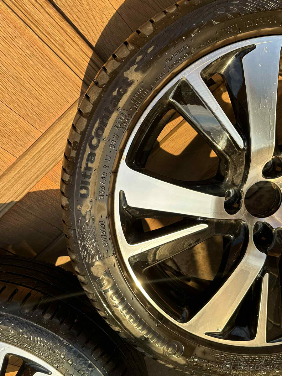 Pneu Peugeot 2008 - 3