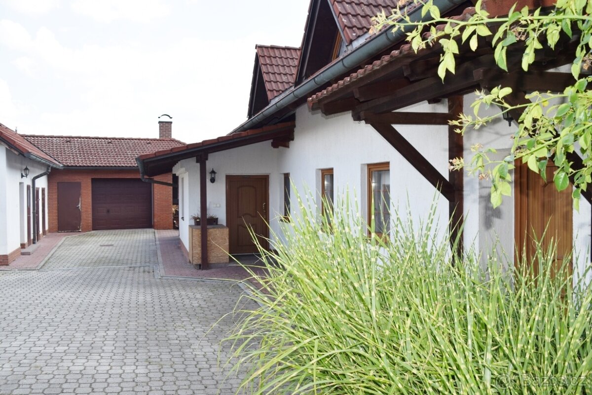 Prodej rodinného domu v Kasalicích u Hradce Králové - 3