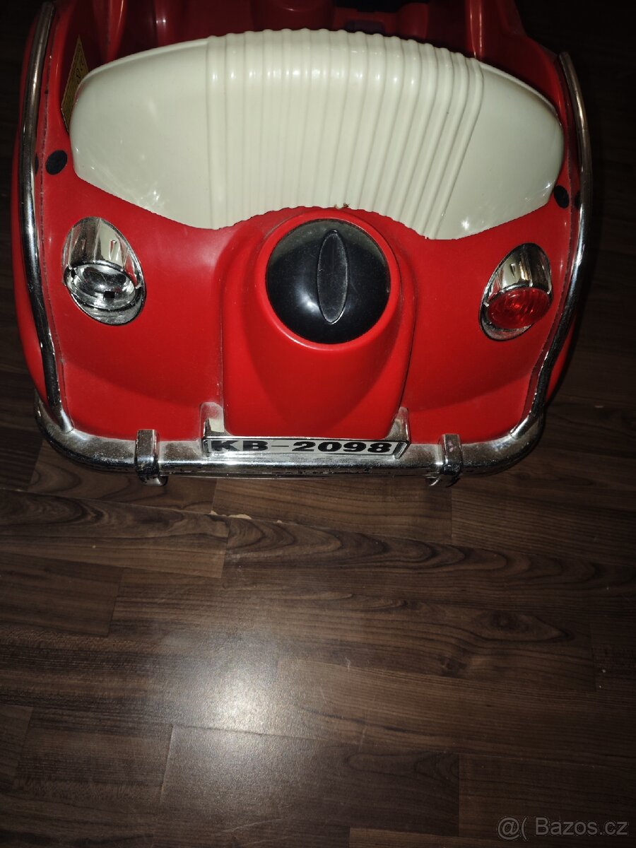 Elektrické retro autíčko - 3