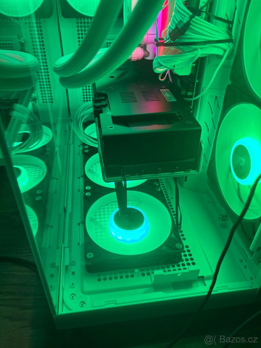 XFX Radeon 7900XT speedster merc 310 20gb - 3