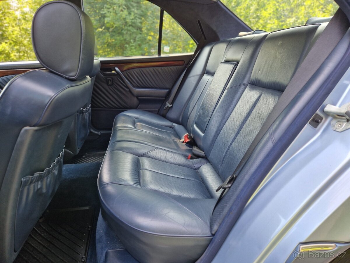 Mercedes C třídy W202 modrá kůže interier - 3