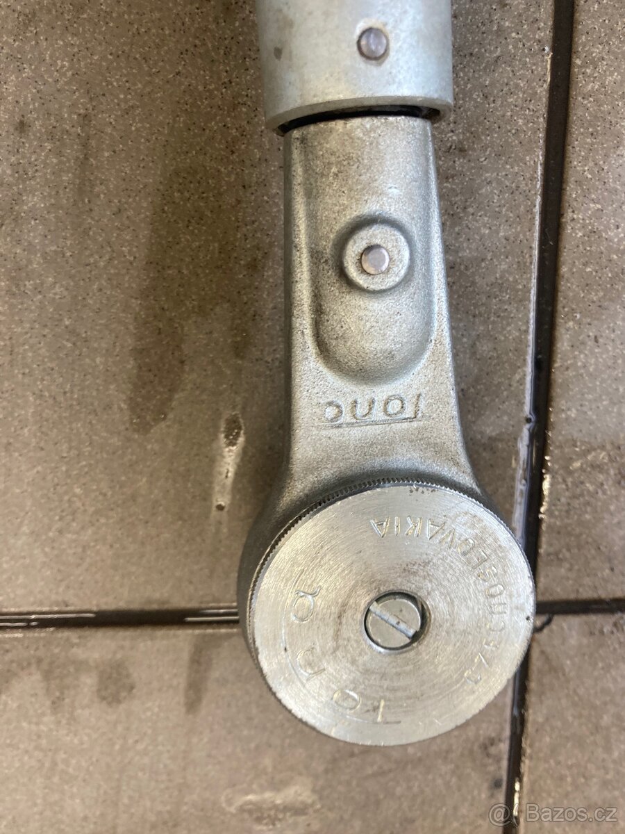 Momentový klíč Tona - 3