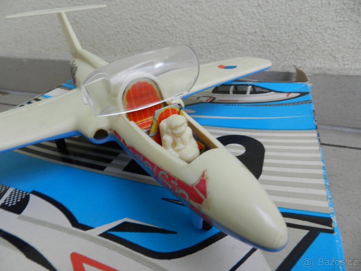 AERO L-29 DELFÍN KDN r. 1978 - ČSSR - 3