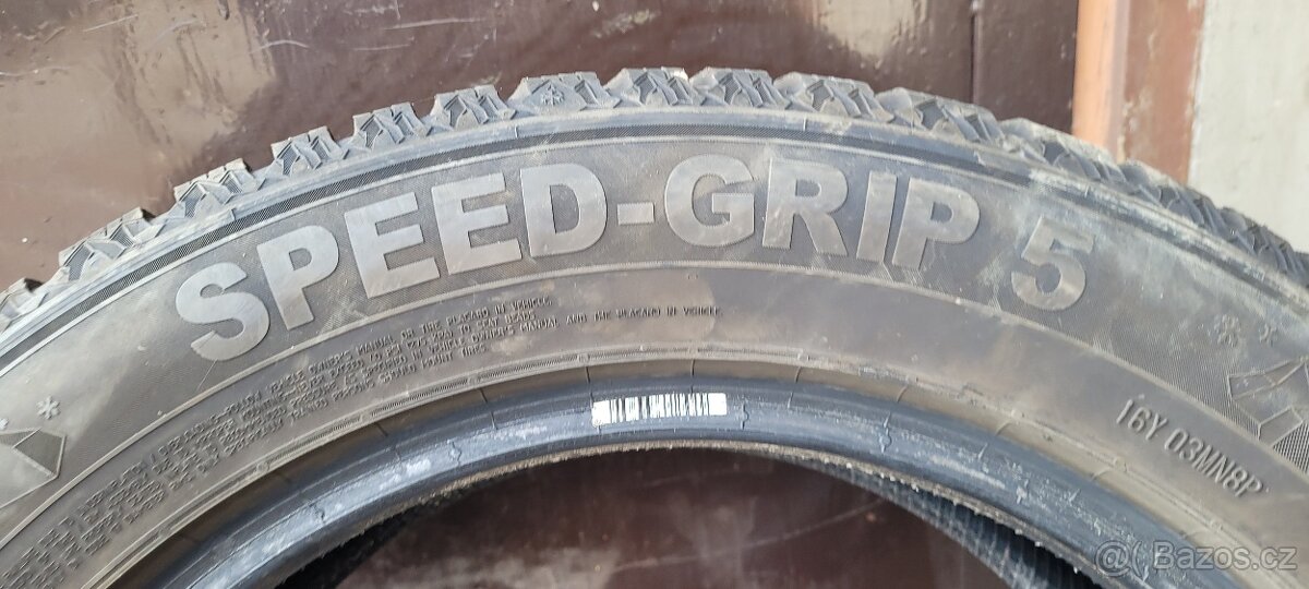 Pneumatiky Zimní 235/55 R17 - 3