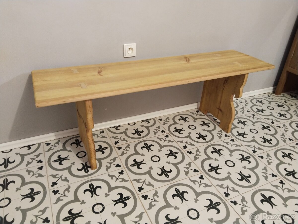 Stará lavice, lavička po renovaci - 3