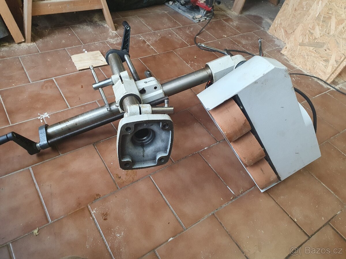 Podavač materiálu MAGGI STEFF 2033 - 8 rychlostí - 3