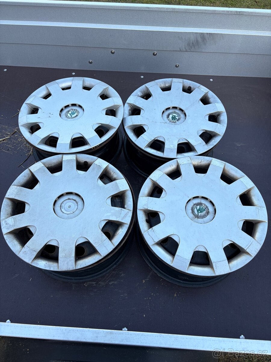 Plechová kola - 3
