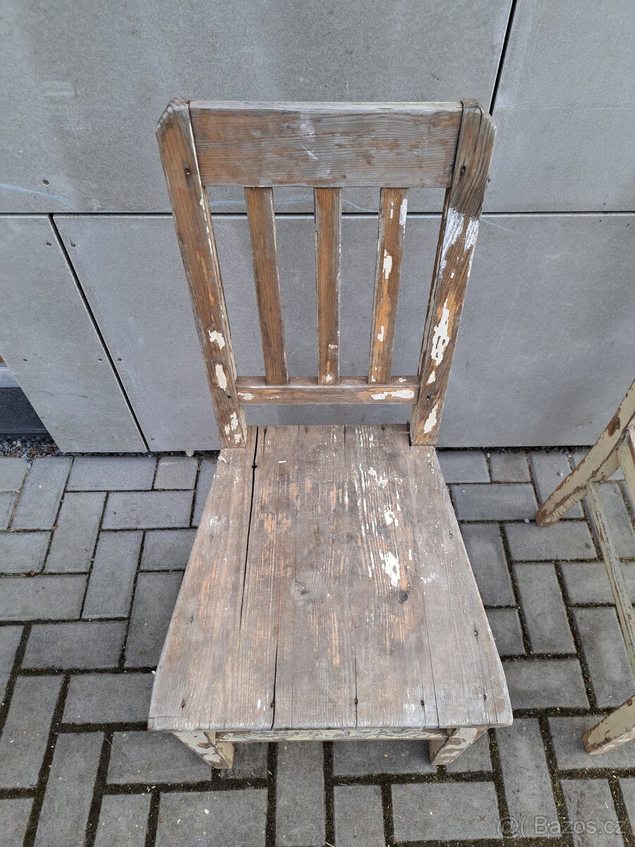 Staré židle - 3