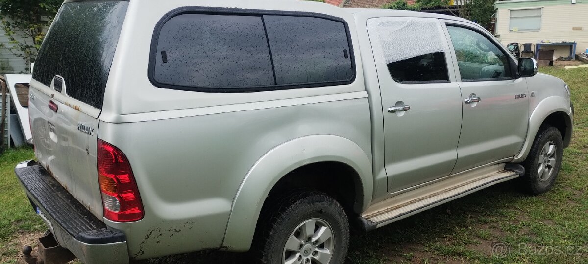 Toyota hilux 3.0d automat