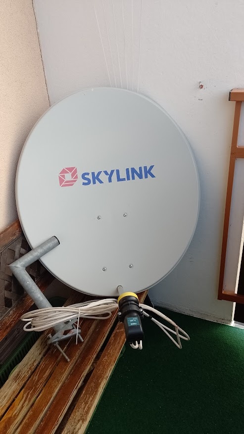 Satelitní parabola SKYLINK 80x70 s LNB konvertorem - 3