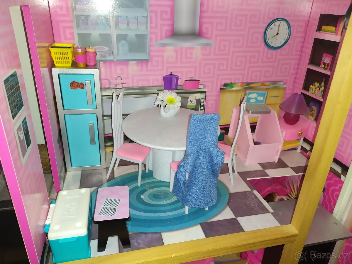 Velký dřevěný barbie domeček - 3