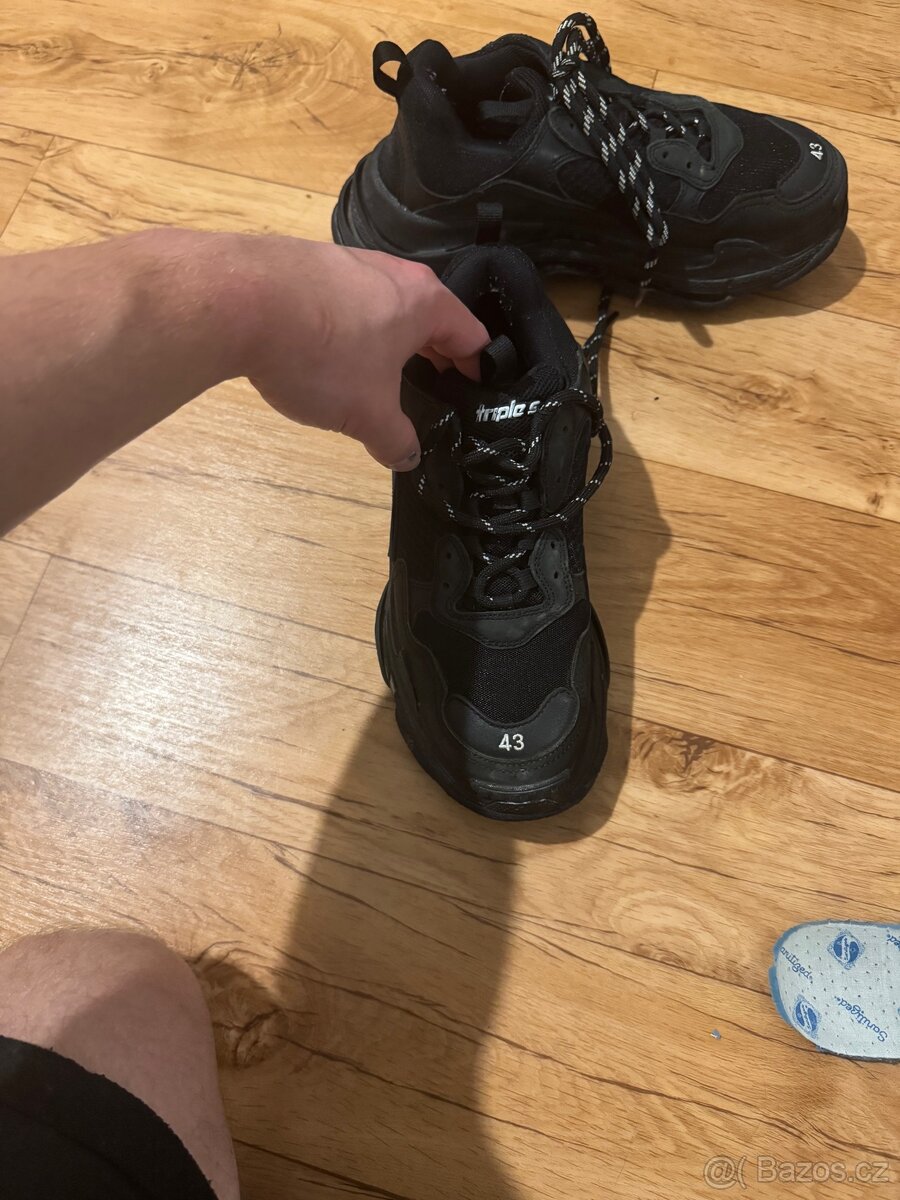 Balenciaga Triple S - 3