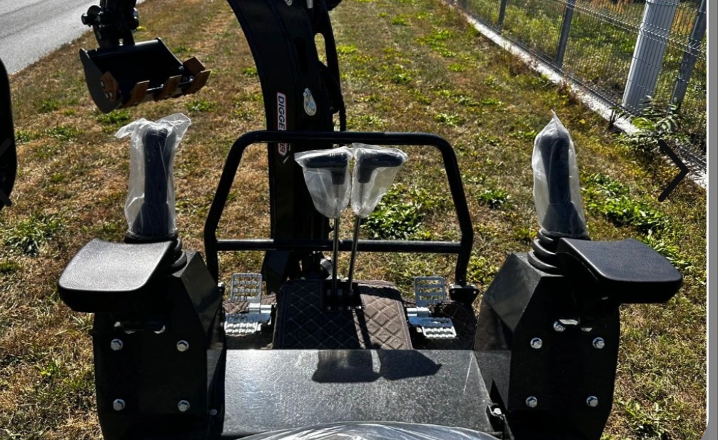 minibagr, pásový bagr, bagřík, bagr s joysticky, - 3